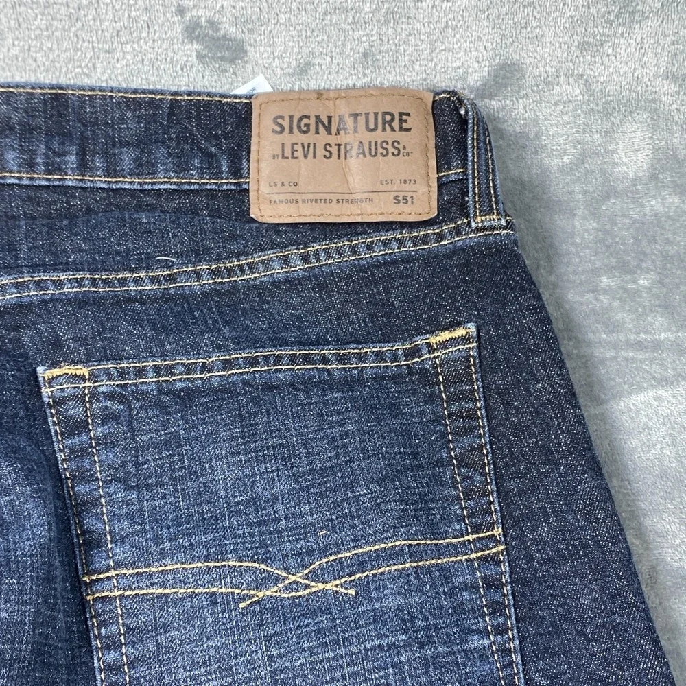 Levis excellent pre